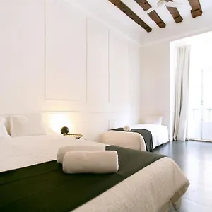  Ostello Travellers House - Portogallo