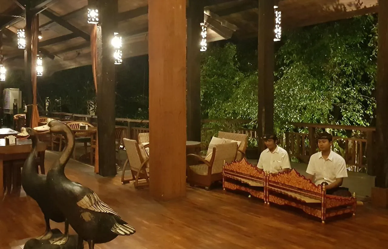 Hotel Puri Bambu Jimbaran